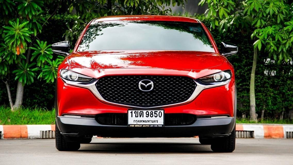 MAZDA CX-30 2.0 S ปี 2020 (โฉม ปี19-ปัจจุบัน) เครื่องยนต์เบนชิน สีแดง เกียร์ AUTO ไมล์เพียง 101,456 km. .