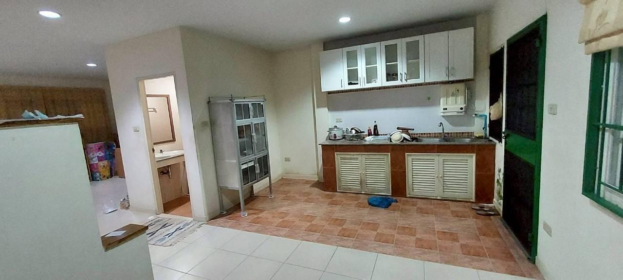ขายบ้านทาวน์เฮ้าส์ 2 ชั้น หมู่บ้านพรพิมานวิลล์ คลอง5 ธัญบุรี
