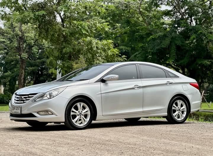 รีบขาย Hyundai Sonata 4