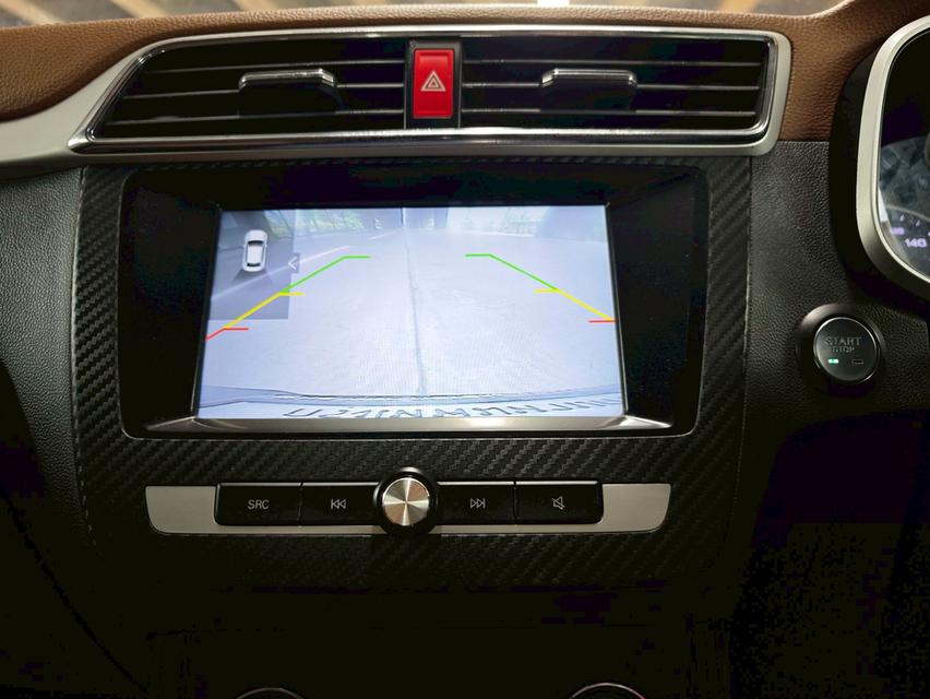 MG ZS 1.5 X Sunroof AT ปี 2020 รถสวยมือเดียว ไมล์น้อย 13