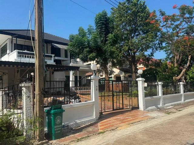 ให้เช่าบ้านเดี่ยว โครงการ ลดาวัลย์ ศรีนครินทร์ Ladawan Srinakarin ซอยศรีด่าน 14 ถนนศรีนครินทร์ ใกล้ Makro ศรีนครินทร์ 5