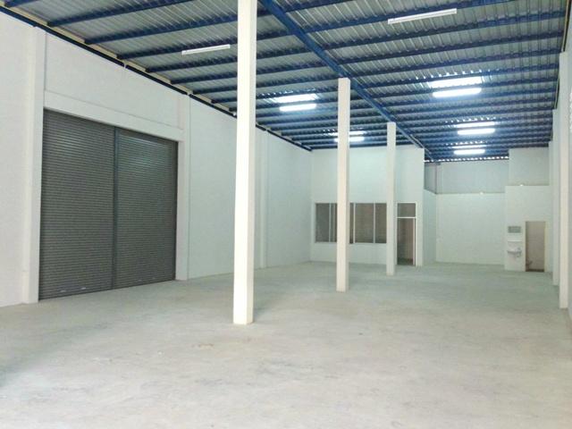 ติดถนนกาญจนา ม.เนติบัณฑิตสถาน 1 กม. ให้เช่าโกดังเก็บสินค้า พร้อมออฟฟิศ 265ตร.วา. 255ตร.ม. เต็นท์คุณพ้ง สมาคมปักษ์ใต้ . ร 7