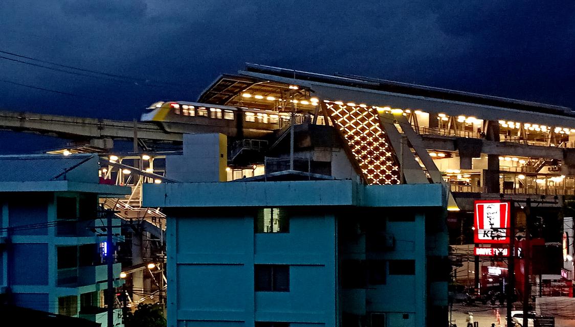 ลิพวิ่งเพลสคอนโดมิเนียม ลาดพร้าว140 12