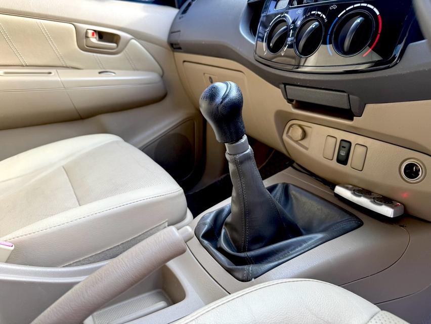 TOYOTA VIGO 3.0E PRERUNNER ปี 2010 รูปที่ 19