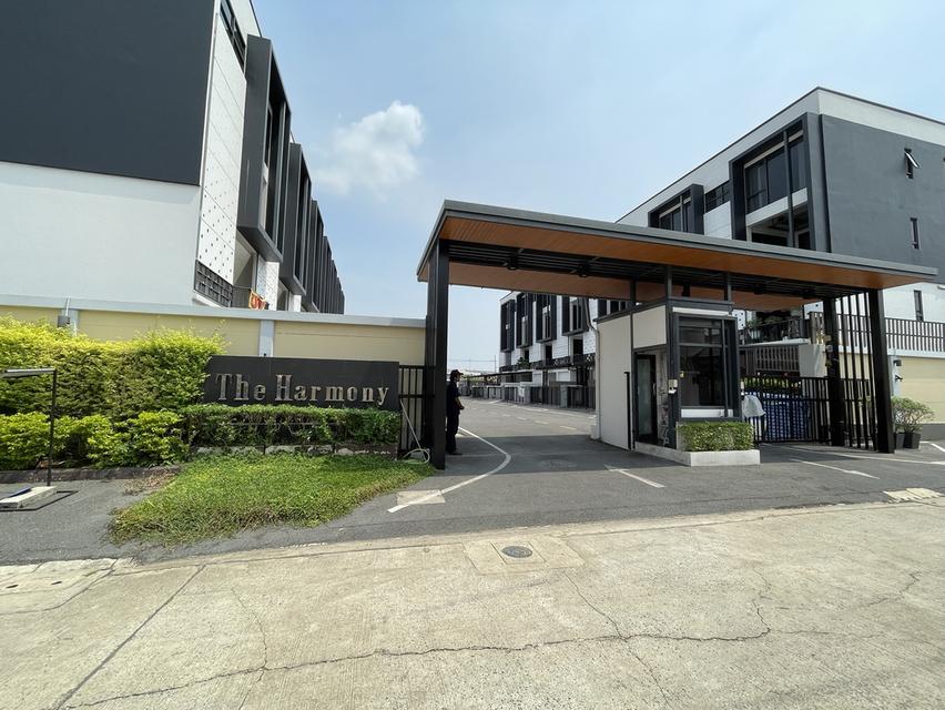 ให้เช่า โฮมออฟฟิศ The Harmony รามอินทรา 62 4 ชั้น หลังริม ใกล้รพ.สินแพทย์ รถไฟฟ้าสีชมพู แฟชั่นไอส์แลนด์ 2