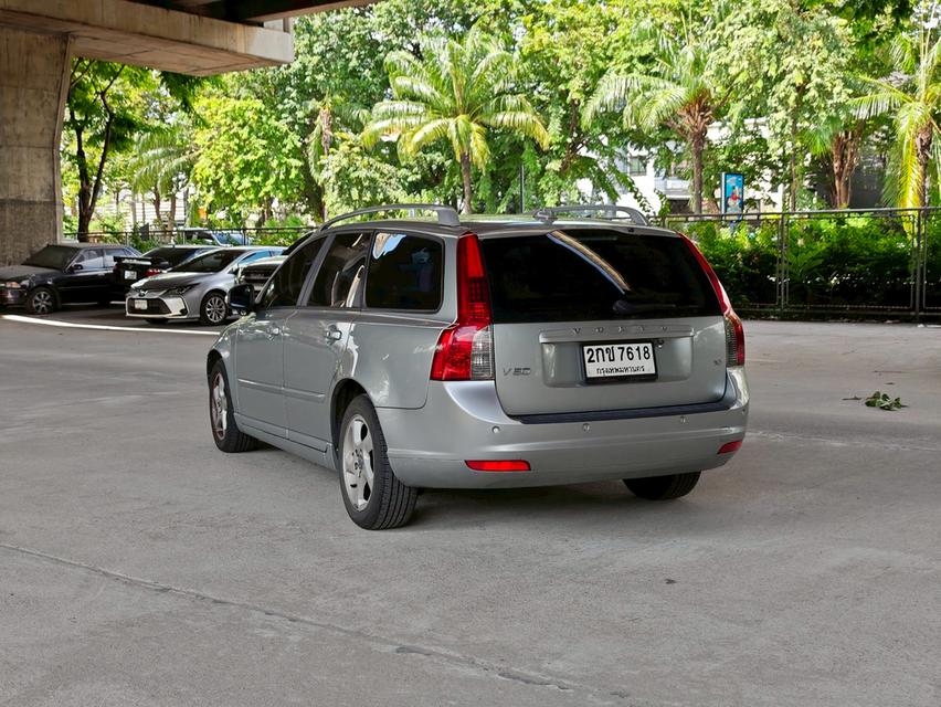 Volvo V50 Year 2013 3
