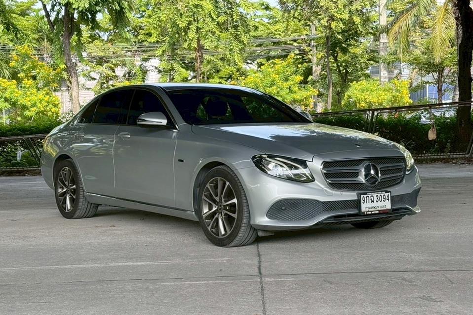 Mercedes-Benz E350e Avantgarde Facelift W213 AT ปี 2019 รถมือเดียว สภาพดี