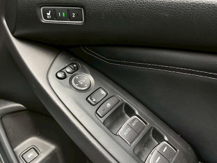 ขาย Honda Accord 2.0Hybrid ปี20 13