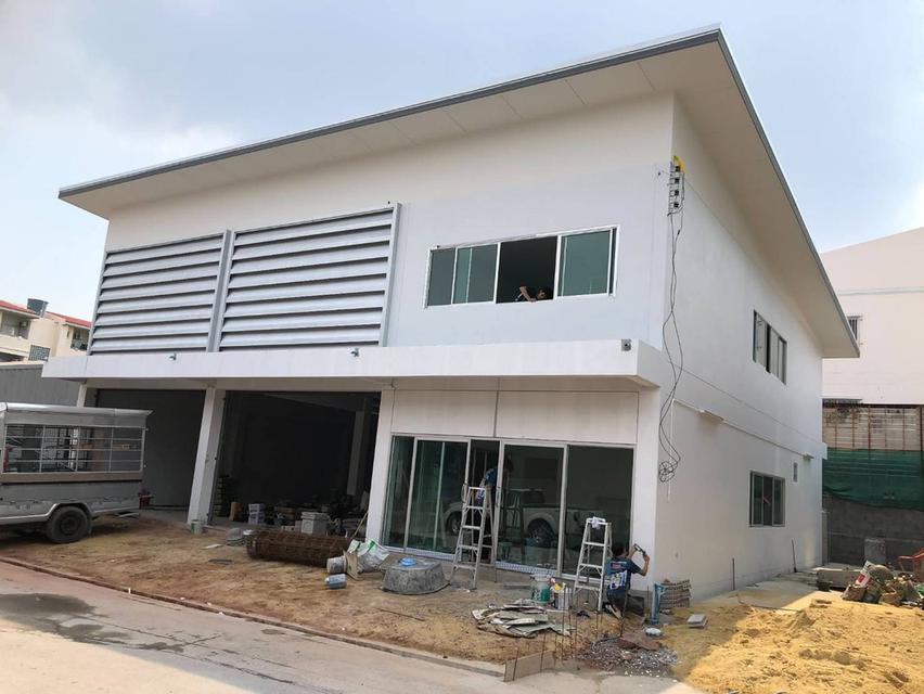 ให้เช่าโกดัง สร้างใหม่ ขนาด 400 ตารางเมตร  ถนนเอกชัยบางบอน 1