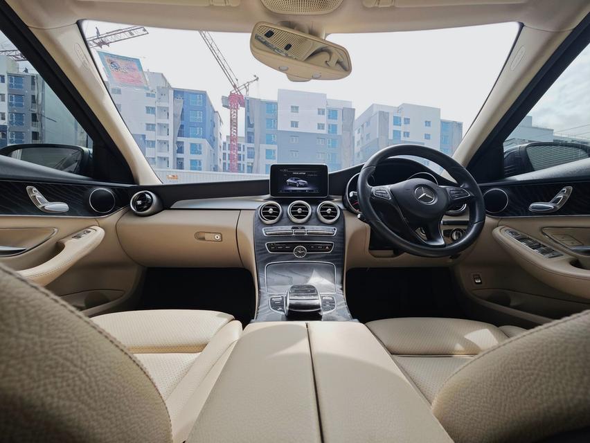 Mercedes Benz C350e Avantgarde W205 ปี 2017 รูปที่ 9