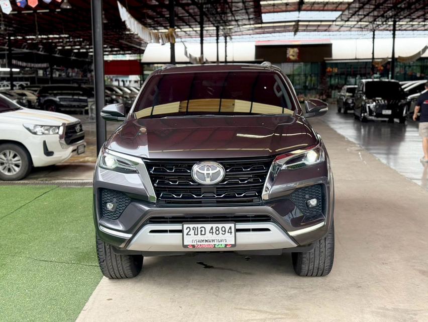 TOYOTA FORTUNER 2.4 V 2WD ปี 2022 รูปที่ 2