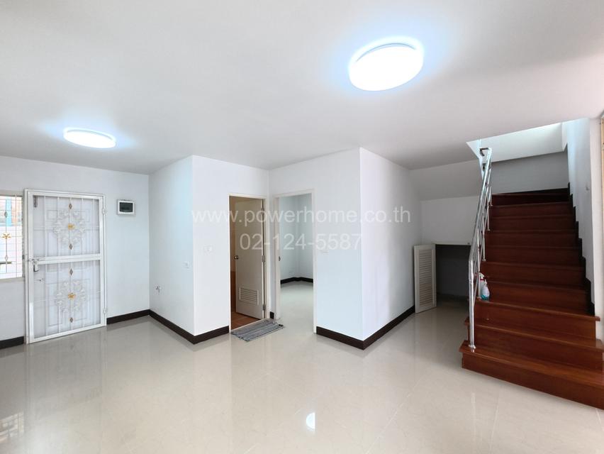 หมู่บ้านอู่ทองเพลส 6 ใกล้ตลาดเปียร์นนท์ ถนนลำลูกกา ต.คูคต อ.ลำลูกกา จ.ปทุมธานี 9