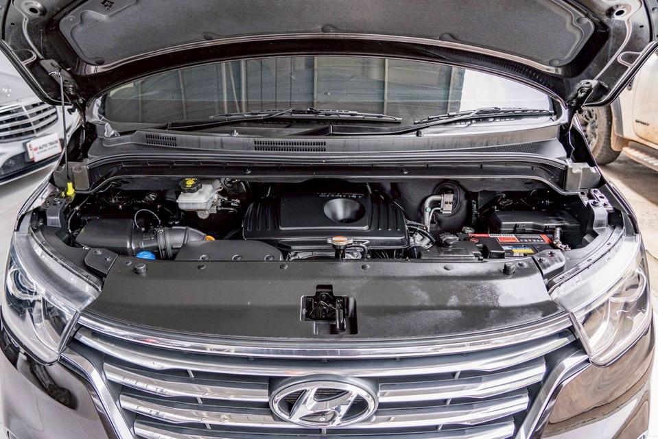 รหัสรถ NP3636 HYUNDAI H-1 2.5 DELUXE 2020 17