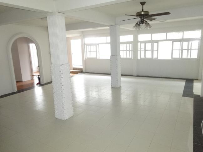 ให้เช่าบ้านเดี่ยว ย่านบางพลัด ซอย.สิรินธร2 ใกล้ห้างตั้งฮั่วเส็ง ธนบุรี หลังใหญ่ ในเมือง ถูกมาก เหมาะทำโฮมออฟฟิต,งานในบ้าน,เช่าอยู่เป็นครอบครัว ฯลฯ 6