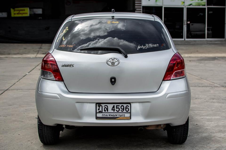 รถมือสอง Toyota Yaris 1.5E เบนซิน ปี 2010 AT ผ่อนถูก ส่งฟรีทั่วประเทศ 3
