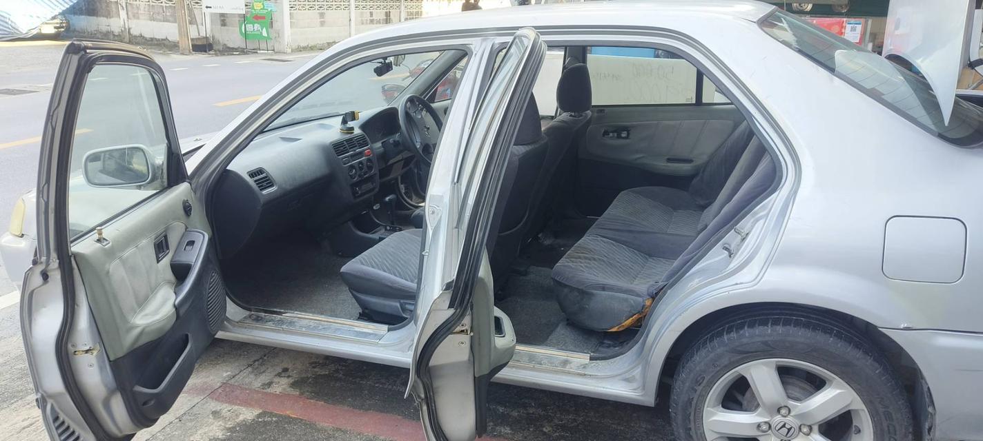 Honda city type z สภาพดี ใช้น้อย เครื่องแน่น แอร์เย็นฮ่ำ