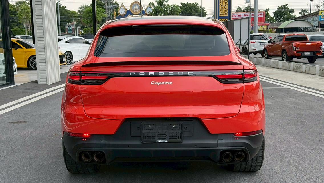 Porsche Cayenne Coupe E-Hybrid 2020 สีส้ม Lava Orange รูปที่ 5
