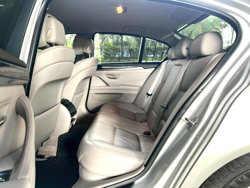 2014 BMW 523I F10 รถพร้อมใช้ สภาพเยี่ยม รูปที่ 10