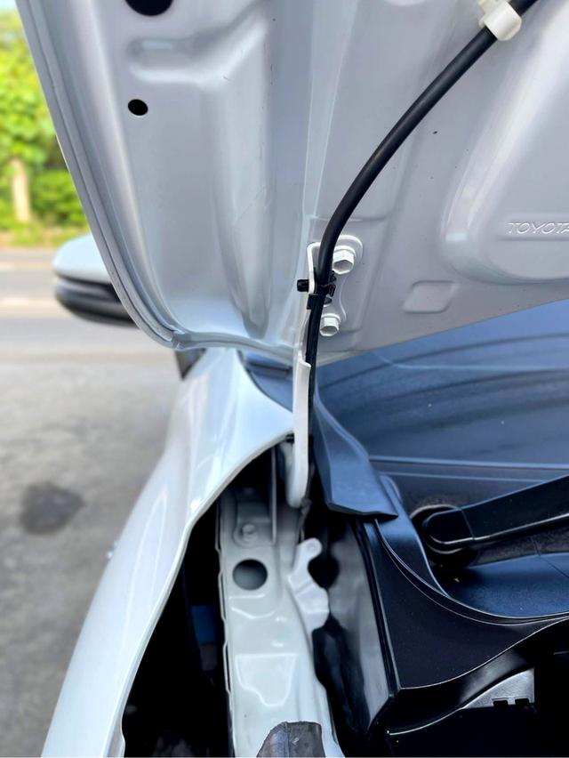 TOYOTA COROLLA CROSS HEV 1.8 A/T 60th ANNIVERSARY ปี65 (2022) 16