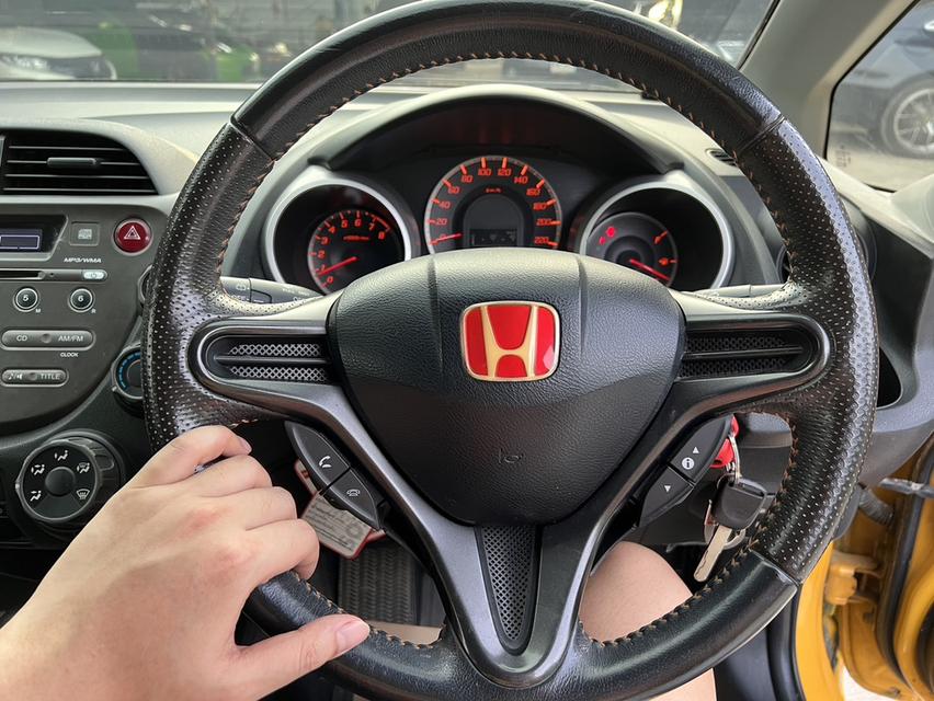 Honda JAZZ GE ออโต้ ปี08 รถบ้านเดิมๆ จัดทรง แต่งหล่อ สีเต็ม100 ภาษี 68 12