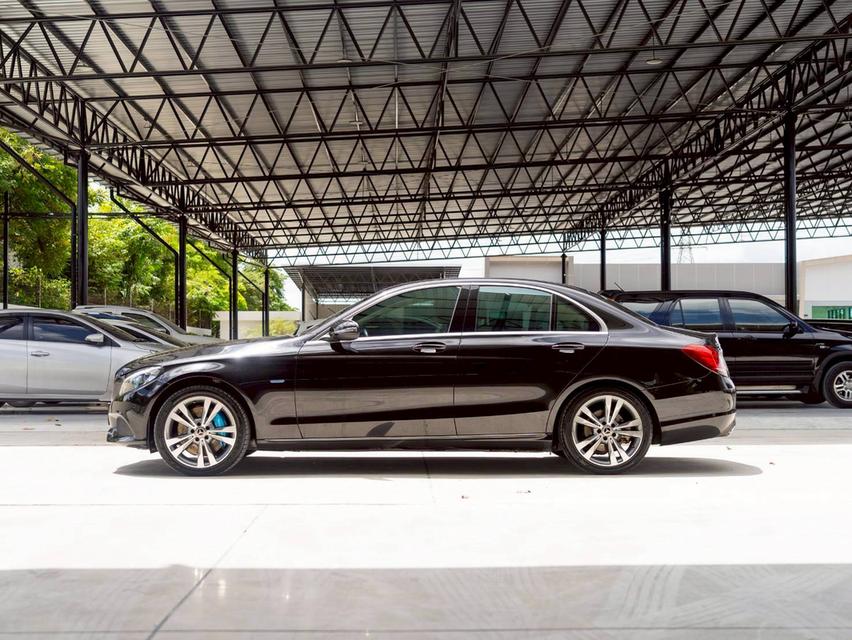 Mercedes-Benz c350e 2.0 Avantgarde Plugin Hybrid ปี จด 2018