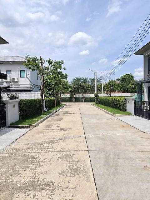 ให้เช่าบ้านแฝด 2 ชั้น 50.8 ตร.ว. แกรนด์พลีโน่ วัชรพล-สุขาภิบาล 5 ใกล้ รร.สารสาสน์วิเทศสายไหม