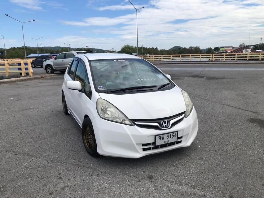 ปล่อยรถ Honda Jazz GE ปี 2010 2