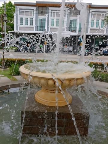 ให้เช่า ทาวน์โฮมใหม่2ชั้น 19ตรว. ตกแต่งสวยหรู ถ.นวมินทร์42 1