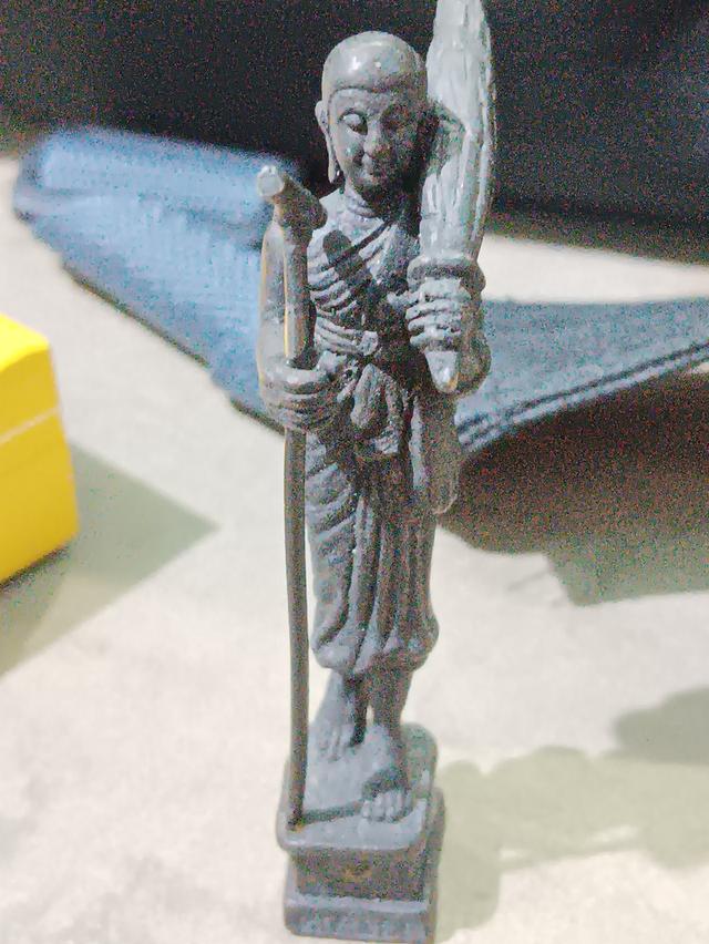 รูปหล่อพระสีวลีปางธุดงค์ (เนื้อโลหะ)