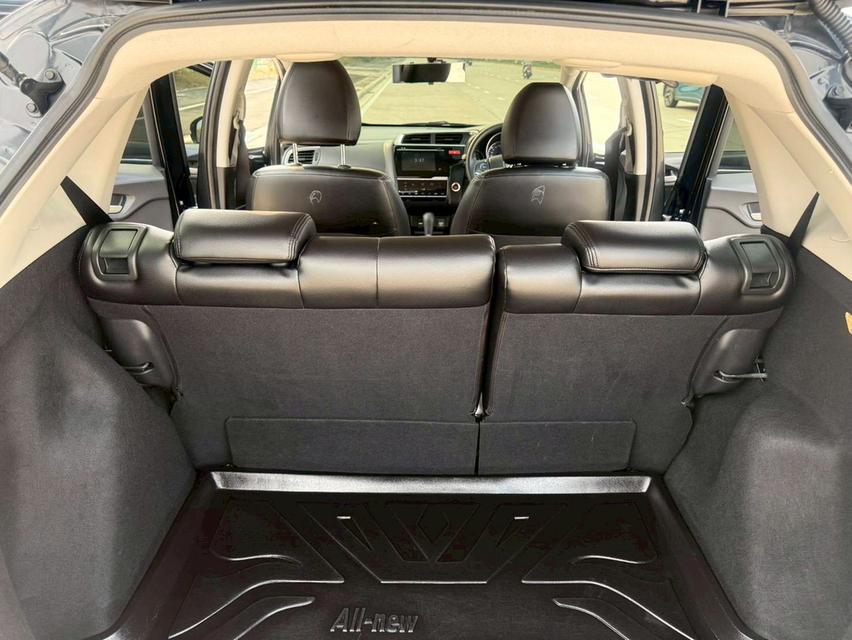 HONDA JAZZ 1.5 V PLUS AUTO ปี 2014มือเดียวป้ายแดง Book Service ครบ เช็คศูนย์ตลอด รูปที่ 14