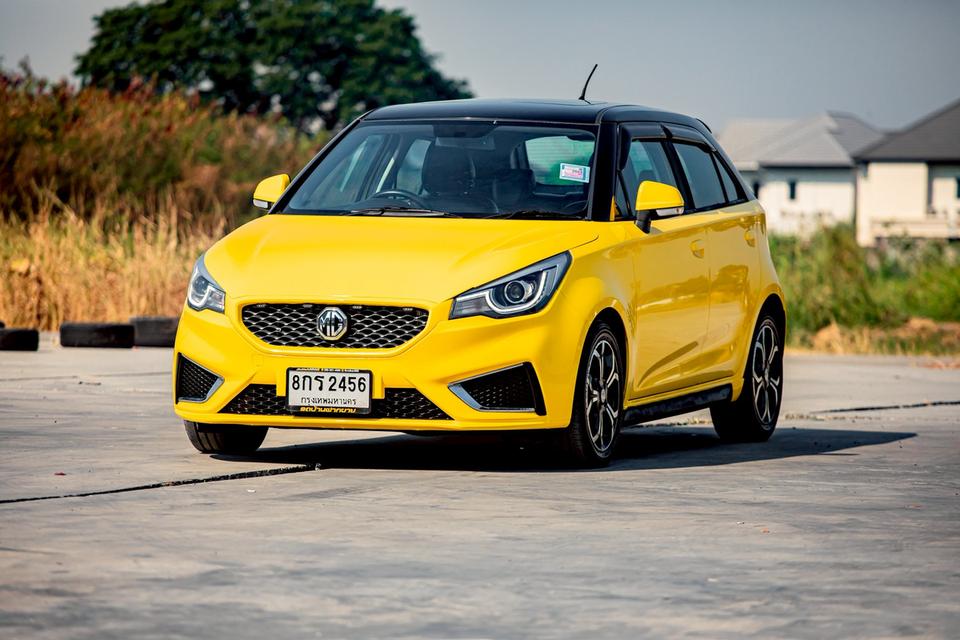 New MG 3 1.5X Sunloof ปี 2019 สีเหลือง มือเดียวป้ายแดง รูปที่ 2