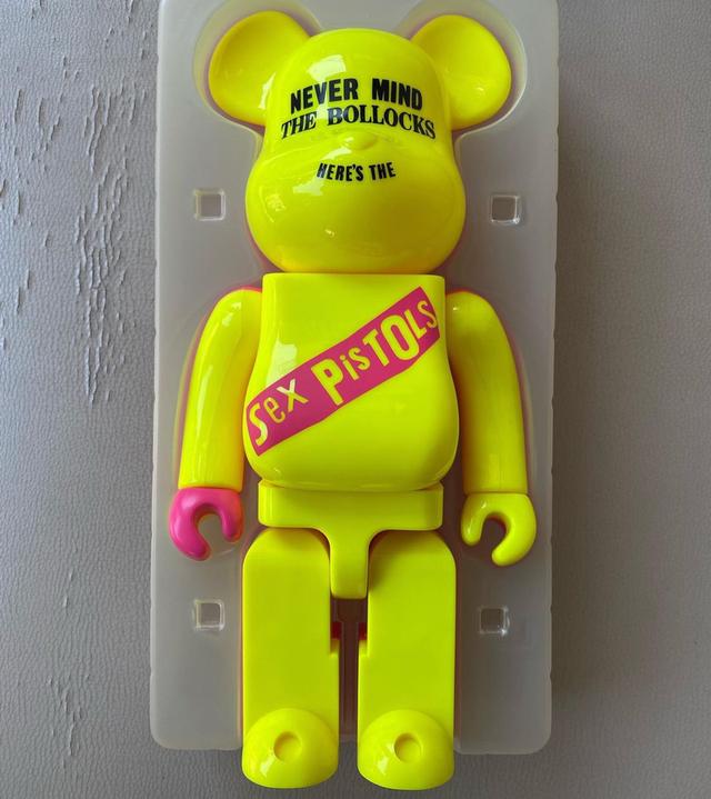 ขาย Bearbrick Sex Pistol 400% มือสอง