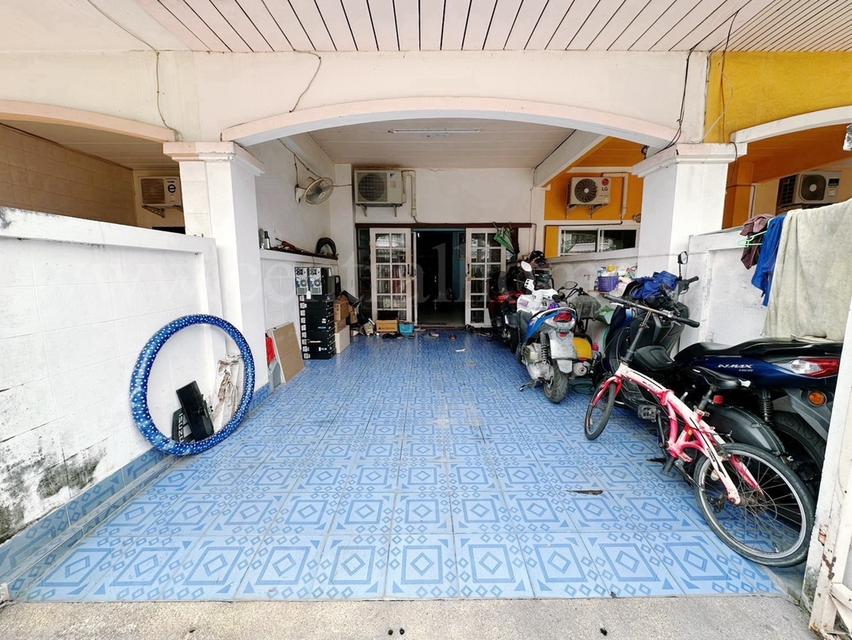 ทาวน์เฮ้าส์ หมู่บ้าน มนวดีพาร์ค ซอยวัดลาดปลาดุก บางบัวทอง ราคาถูกมาก 2