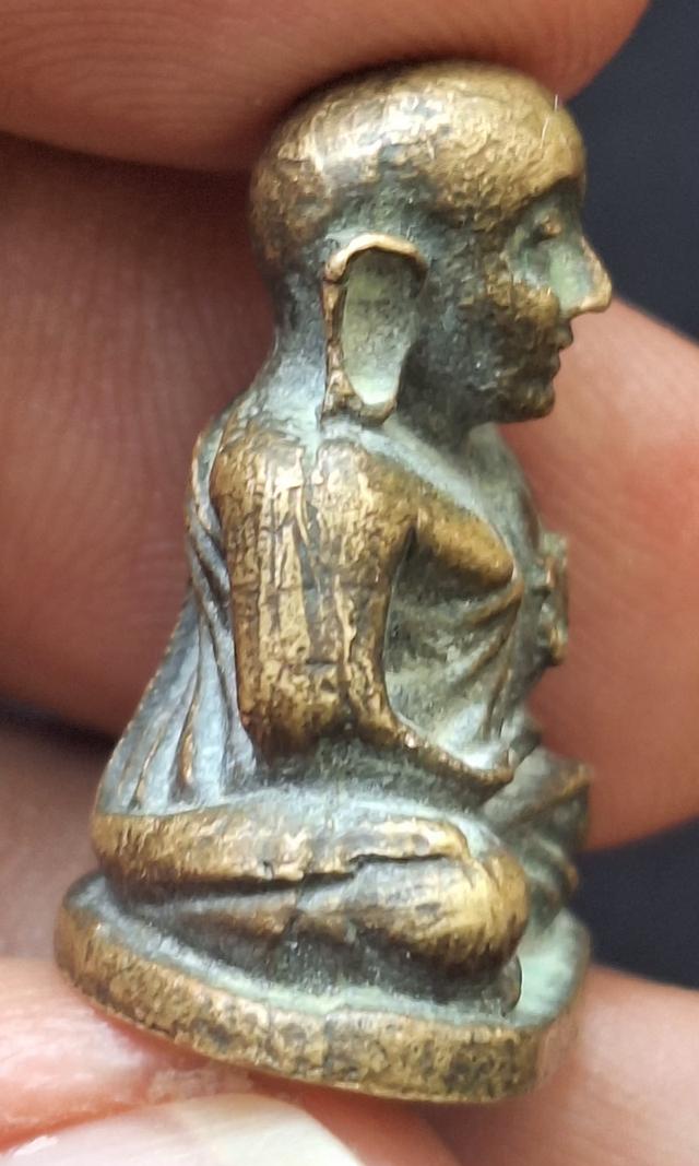 รูปหล่อหลวงพ่อเงิน ปี2536 รูปที่ 3