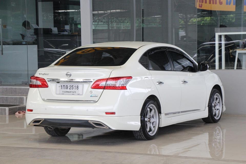 รหัสรถ TKG2518 NISSAN SYLPHY 1.8 V ปี 2013