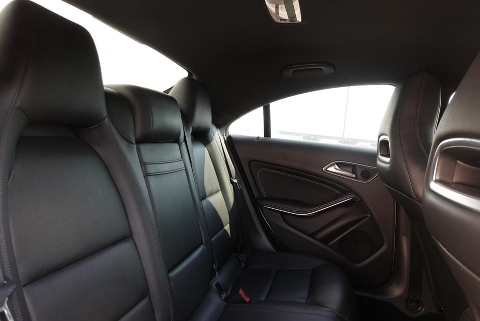 ⚠️ จองแล้ว ⚠️ BENZ CLA180 1.6 จดปี2016 คศ.2015 เปลี่ยนแบตและกรองเกียร์แล้ว รูปที่ 16