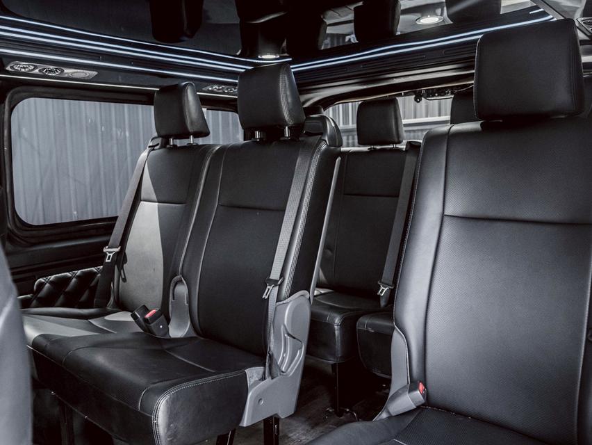 รหัสรถ 67GG5082 Toyota #lMAJESTY LOOK ตัวรถ Hiace 2.8 รถตู้ 4แถว 9