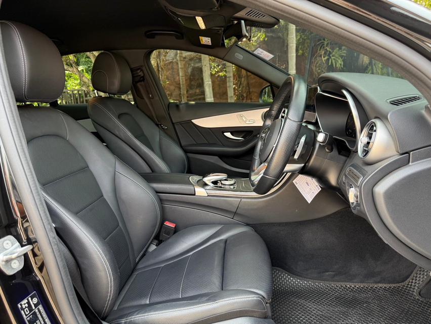 Mercedes Benz C300e AMG Sport ปี 2020 ไมล์ 55,xxx km 19