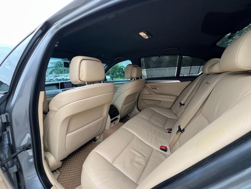 รหัสรถ JRS528 Bmw Series 5 (F10) 528i ปี 2012 สีเทา ทรงซิ่ง 11
