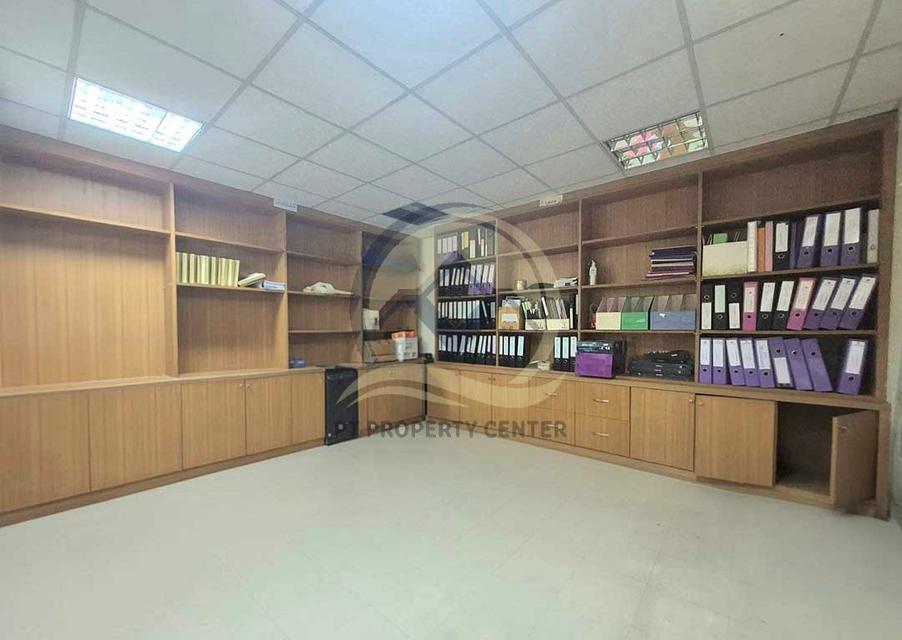 ตึก 4 ชั้น 3 คูหา ( ติดกัน ) ซอยเพชรเกษม84 18