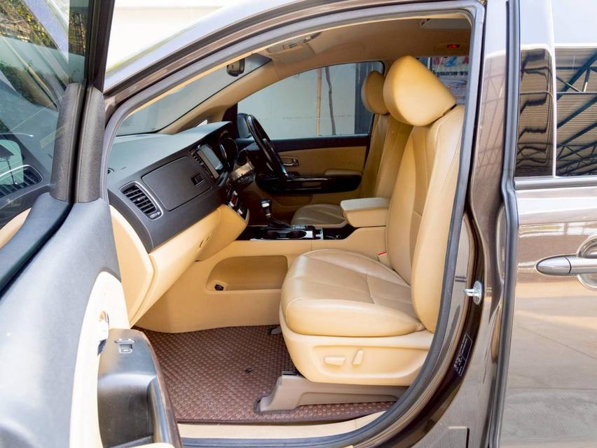 Kia Carnival 2.2 EX ปีจด 2017 ♨️ ประกันเครื่องเกียร์ 3 ปี 30,000 km. ♨️ 11