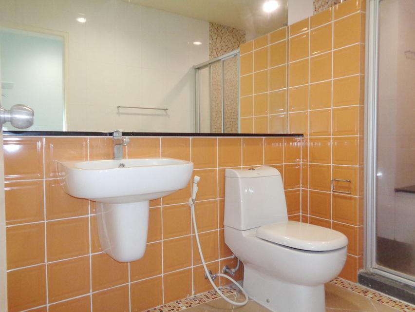 🚩 บ้านรีโนเวท ทาวน์โฮม 3 ชั้น 18 ตารางวา โครงการ เดอะ รีโน่ นวมินทร์ ติดห้างโลตัสนวมินทร์ 17