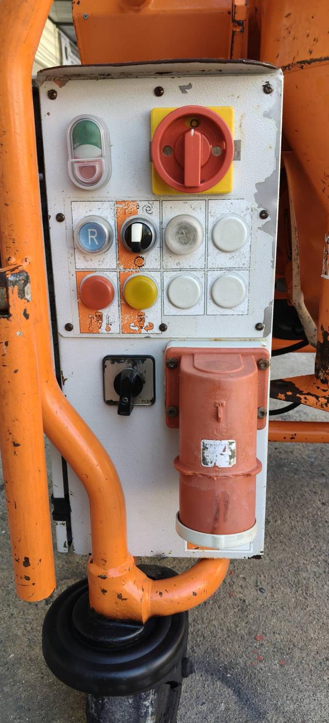 เครื่องพ่นปูนฉาบ มือ 2 6