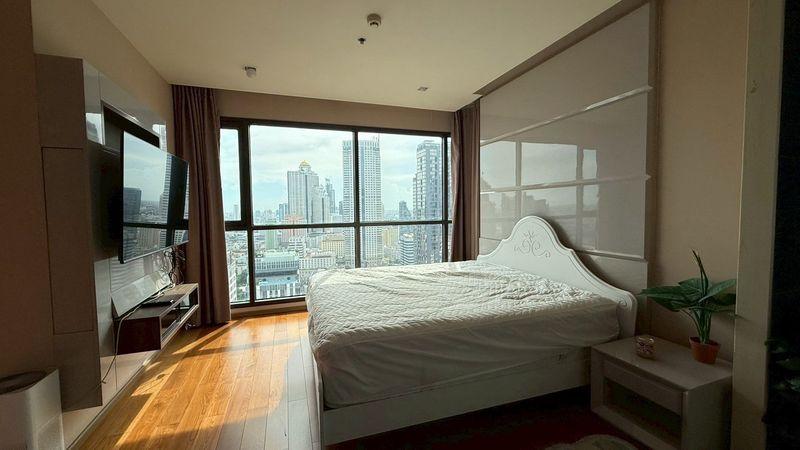 The Address Sathorn 4