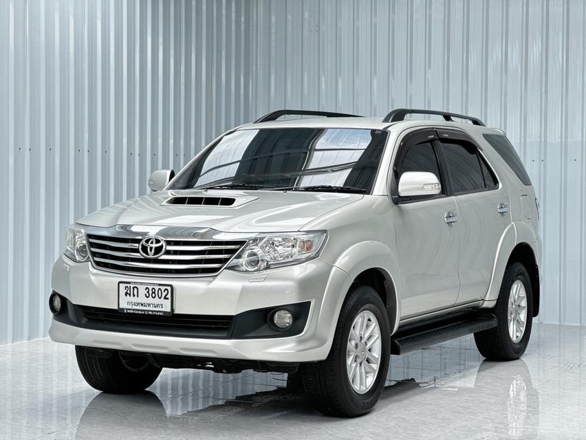 Toyota Fortuner 3.0V D4D VN TURBO 4WD ดีเซล เกียร์ออโต  ปี2012 2