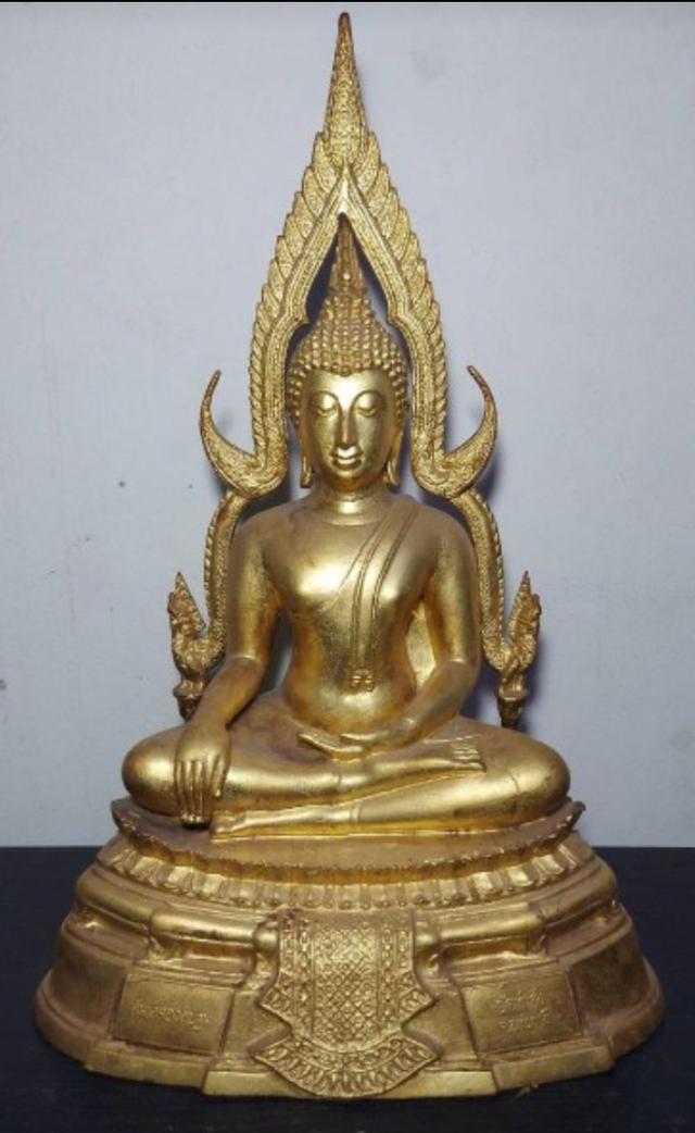 พระบูชา 9 นิ้ว