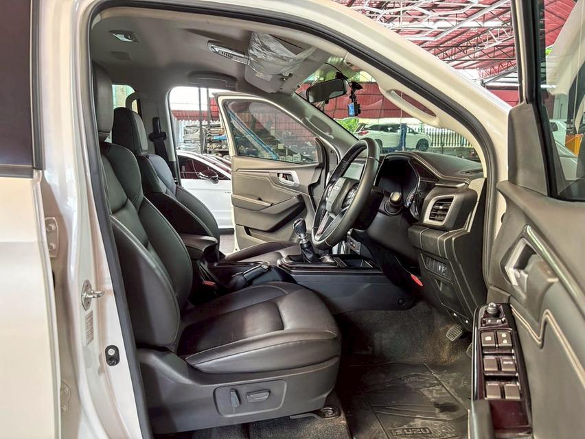 ISUZU D-MAX 1.9 Hi-Lander ZP Cab4 ปี2020 รถบ้านแท้ ตัวท็อปสุดในรุ่น น็อตไม่ขยับ 16