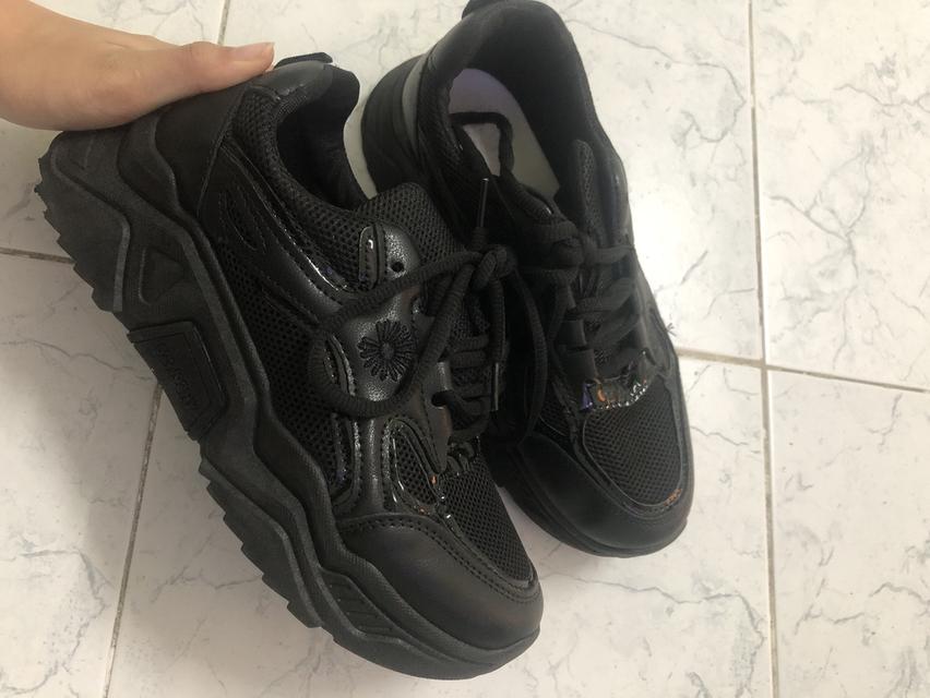 รองเท้าผ้าใบ้สีดำ เบอร์ 37 รูปที่ 2