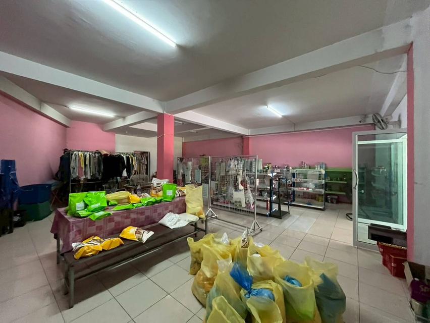 ขายบ้าน 2 ชั้น ถนนองครักษ์บางน้ำเปรี้ยว (คลอง25) องครักษ์ นครนายก 5