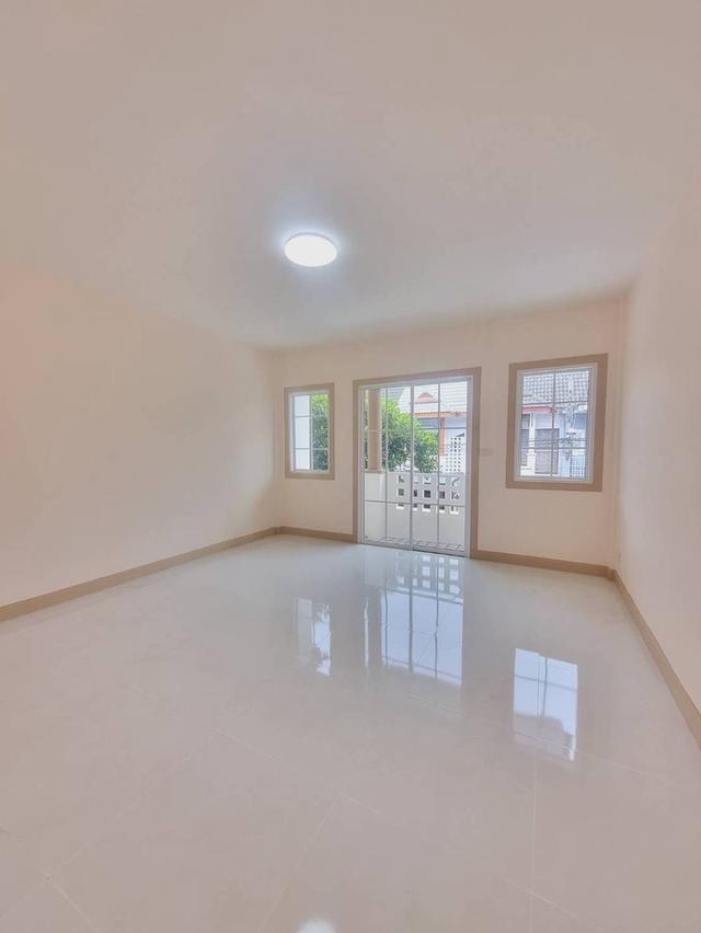 หมู่บ้านดิเอมเมอรัลด์พาร์ค2 15